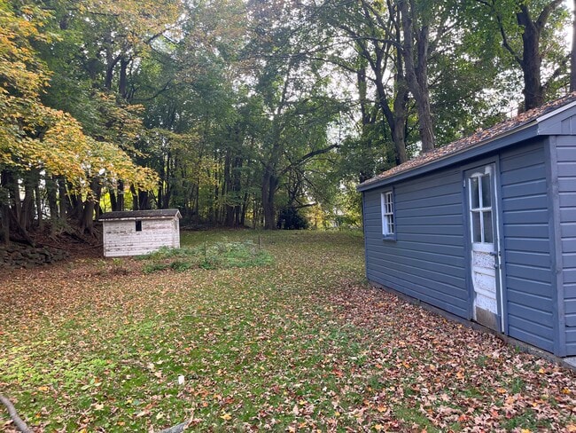 Building Photo - 300 Dyer St