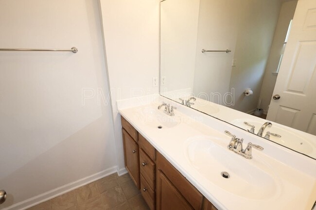 Building Photo - 6120 Belgreen Ct