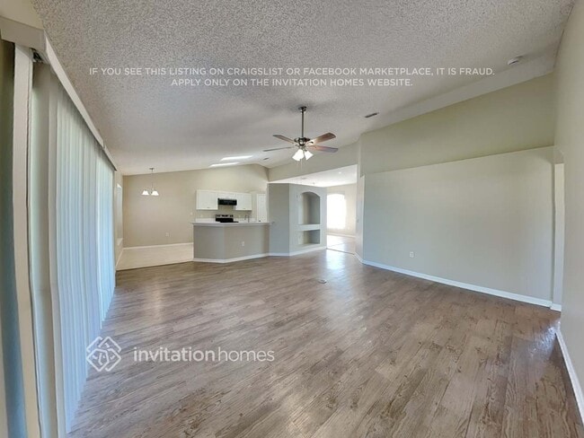 Building Photo - 4370 Camberly St