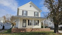Building Photo - 410 26th St SE