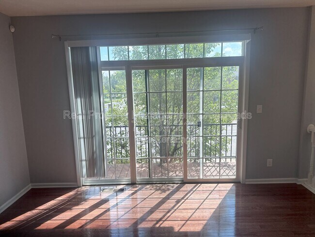 Building Photo - 11461 Reagan Dr