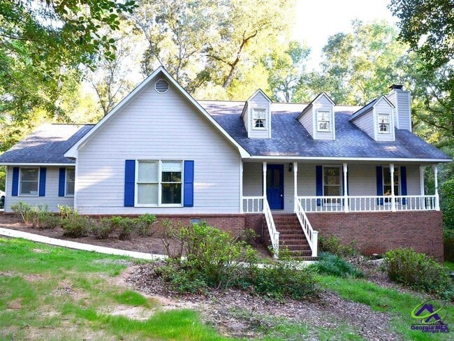 Primary Photo - 119 Lakewood Dr