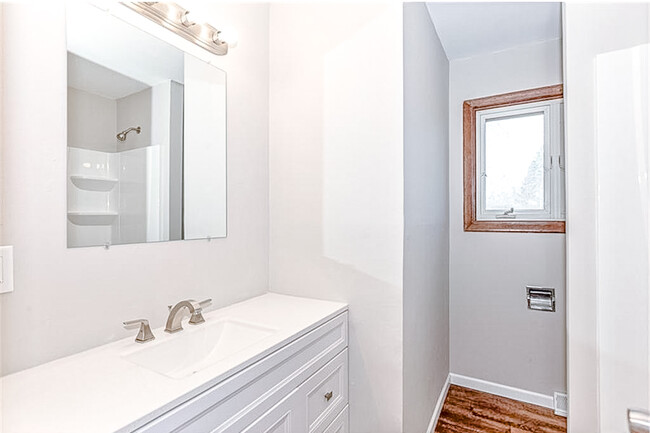 Remodeled Full Bath photo 1 - 1031 Pleasant Ln