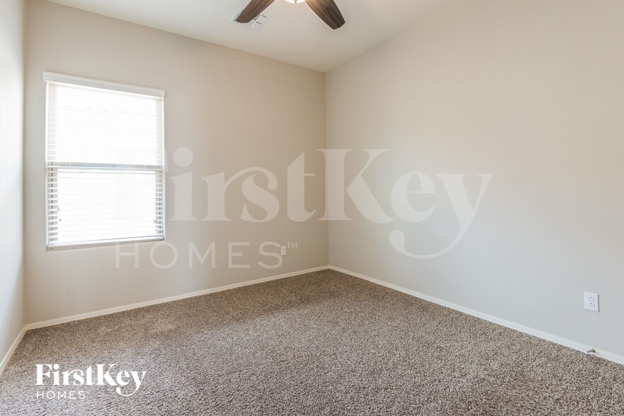 Building Photo - 12386 W Reyher Farms Loop