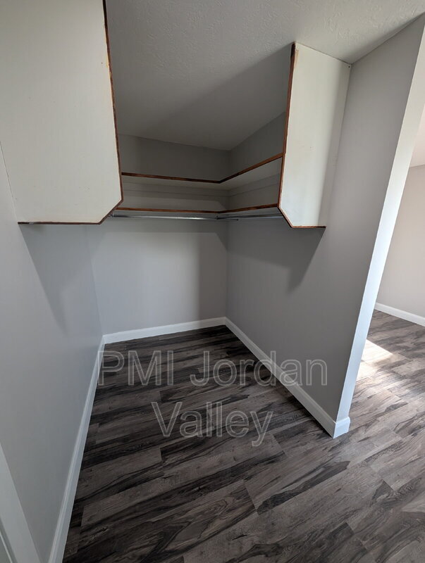 Building Photo - 408 RIGDON St