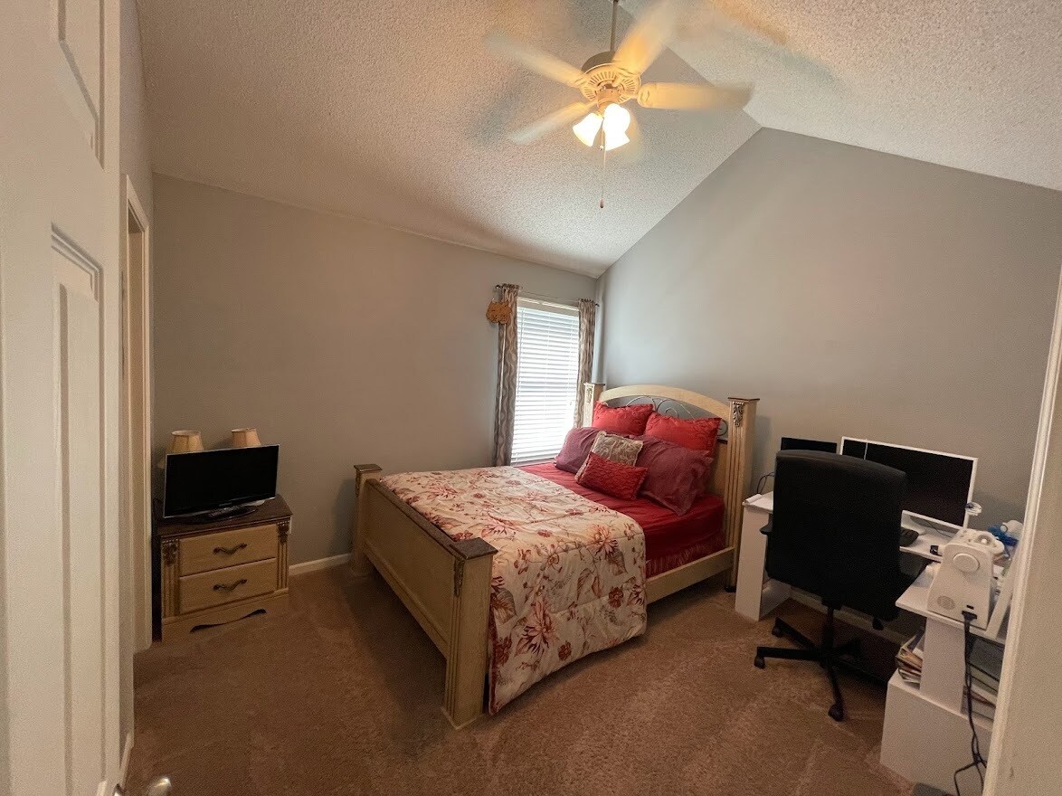 Secondary Bedroom - 1 - 13846 W 154th Ter