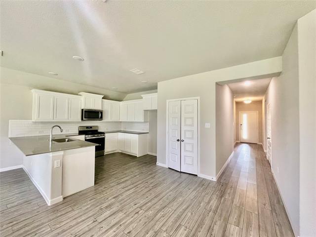 Building Photo - 525 Ardsley Ln