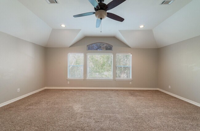 Building Photo - 5006 Nolda St