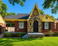 Building Photo - 605 E McKellar Ave