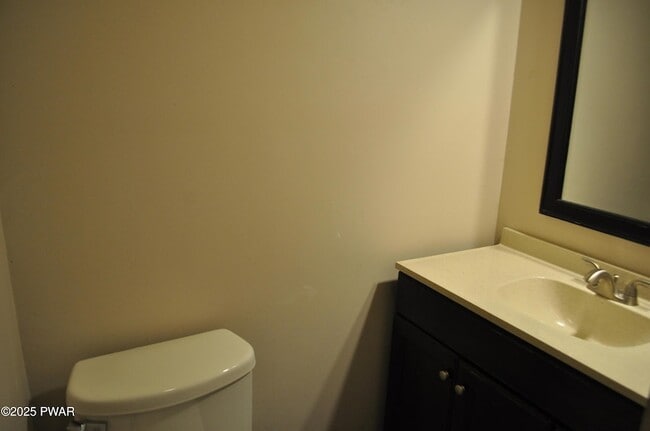 Building Photo - 56 Sterling Rd