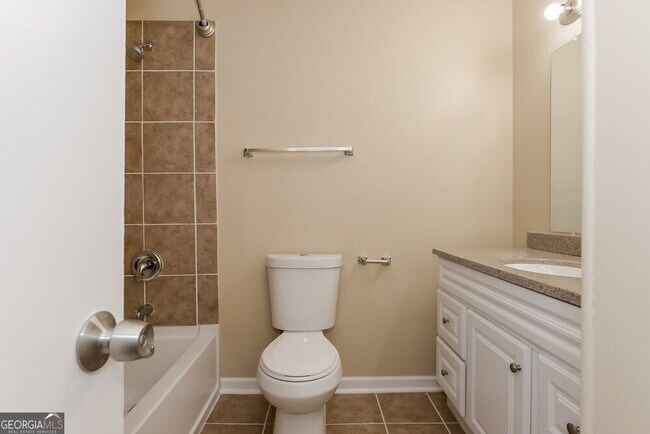 Building Photo - 3833 Chimney Mill Trail