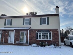 Building Photo - 148B Bayshore Drive Unit B