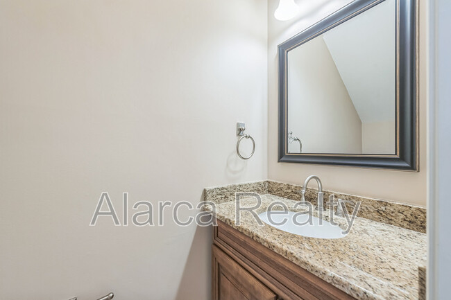Building Photo - 15112 Northsprings Dr