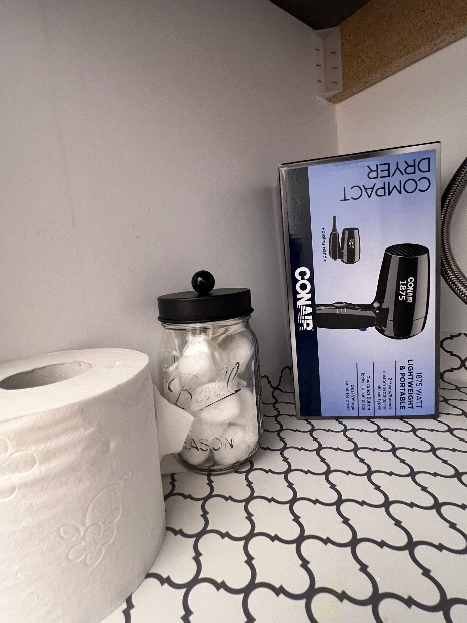 Amenities to Get You Started - 620 Simpson St