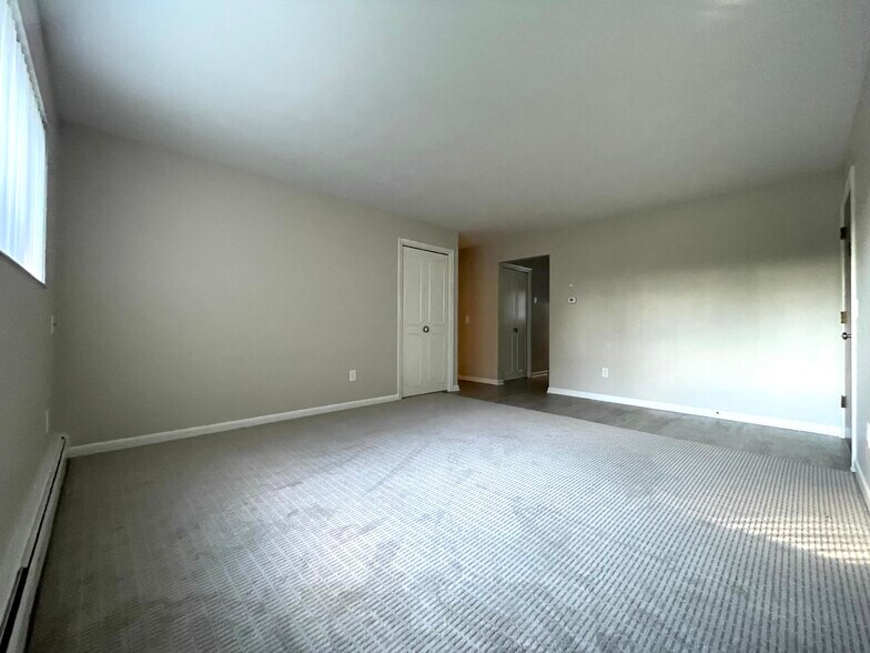 Building Photo - 4671 Winding Way