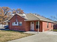 Primary Photo - 2611 Wilson Rd
