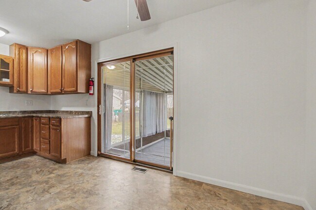 Building Photo - 2329 Brooktree Ct