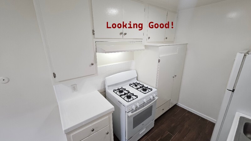 Building Photo - 866 W 126th St