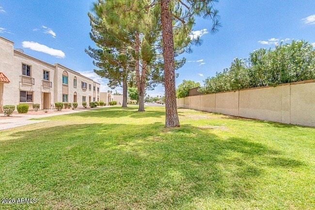 Building Photo - 5909 N 81st St