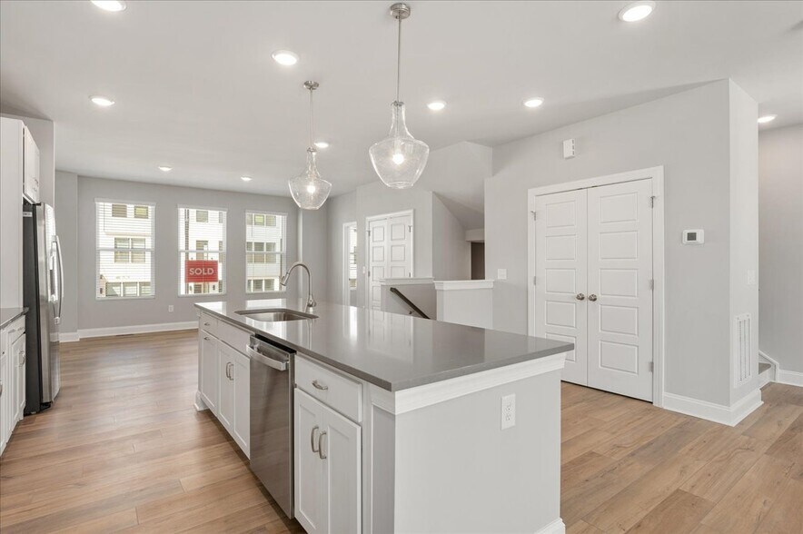 Kitchen 3 - 10536 Pleasant Br Dr