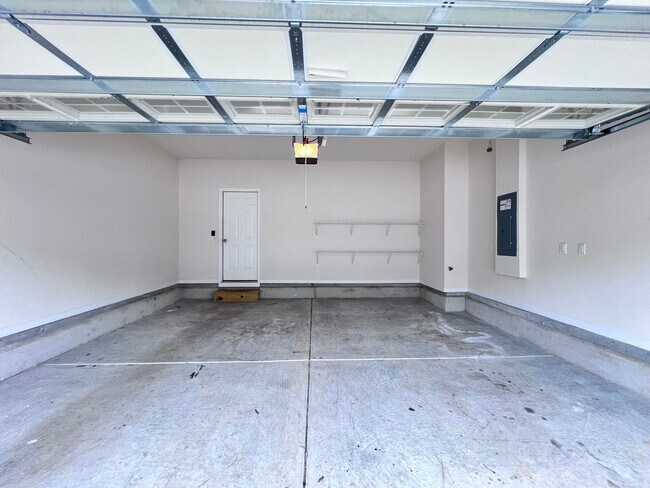 Building Photo - 2707 Masonboro Ferry Dr