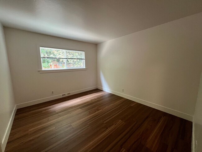 Building Photo - 3484-3486 Agate Dr, Santa Clara, CA 95051