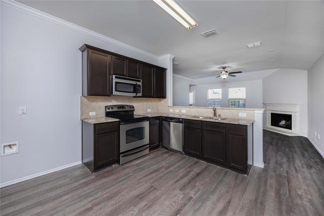 Building Photo - 11817 Summer Springs Dr