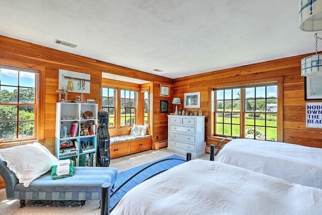 Building Photo - 73 Brayton Point Rd