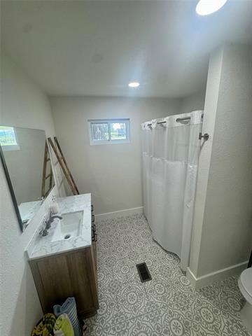 Building Photo - 889 Quail Creek Cir