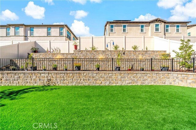 Building Photo - 32230 Penstemon Wy