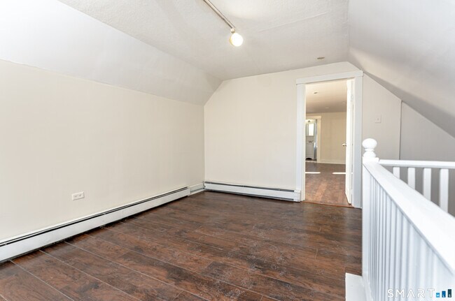 Building Photo - 59 Franklin Ave