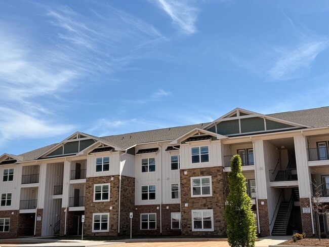 Building Photo - Settlement Manor