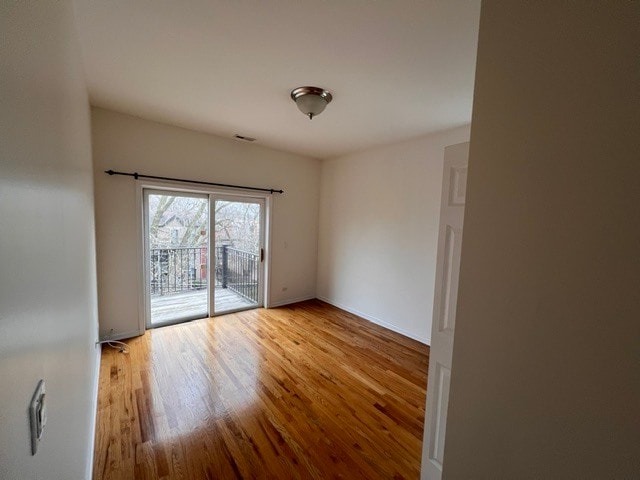 Building Photo - 633 E Bowen Ave