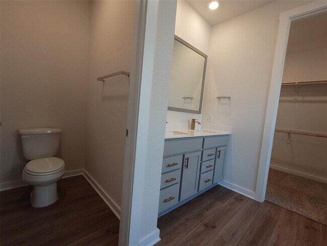 Building Photo - 2025 Wildhorse St