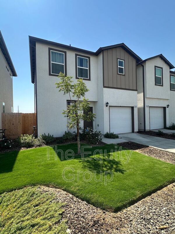 Building Photo - 1087 Buena Vis Ln