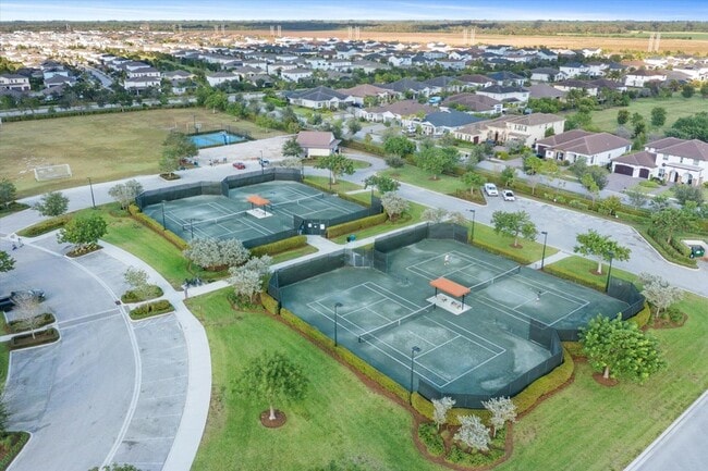 Building Photo - 1346 Harvester Xing