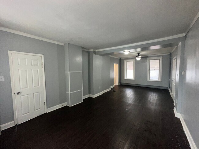 Building Photo - 37 N Franklin St