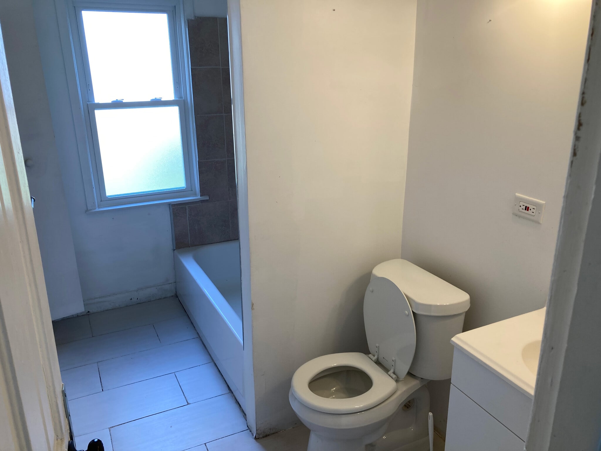Bathroom - 12087 Saint Aubin St