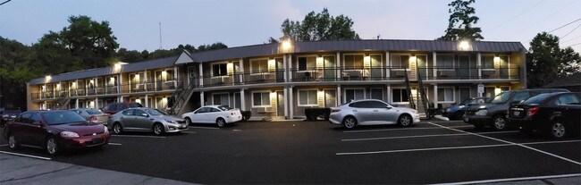 Building Photo - 621 De Votie Ave