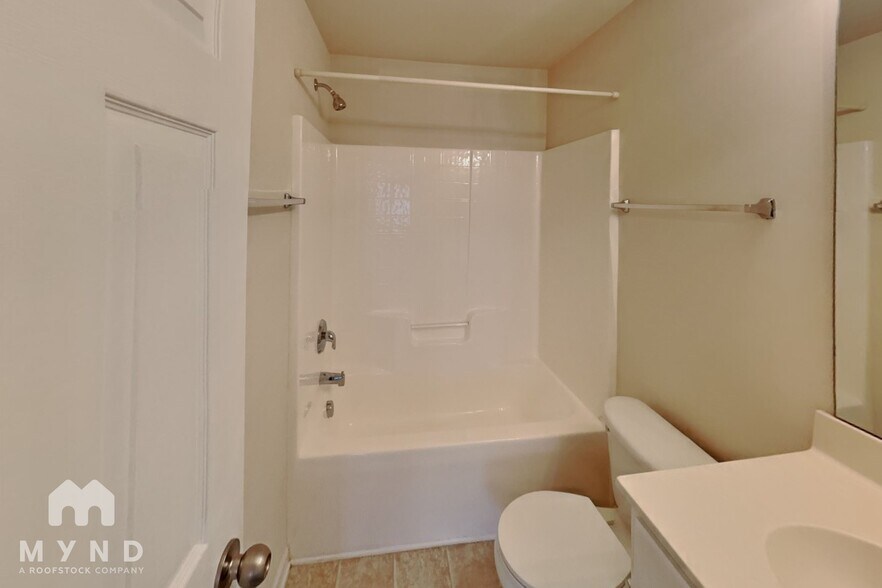 Building Photo - 10629 Claude Freeman Dr