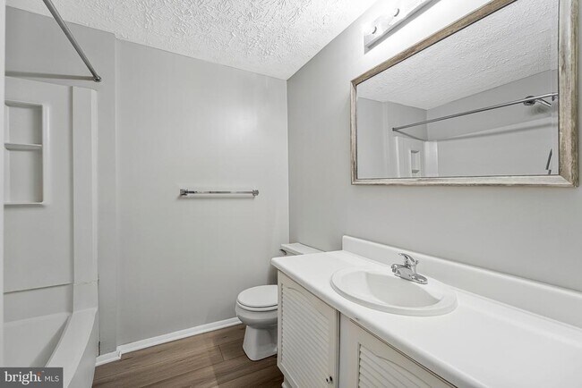 Building Photo - 8025 Tyson Oaks Cir