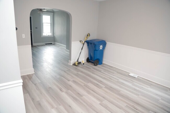 Dining Room 2 - 4231 Nicholas Ave