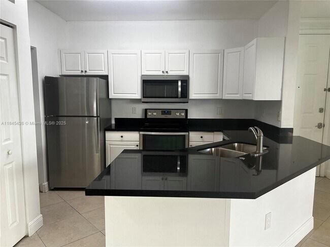 Building Photo - 4602 SW 160th Ave