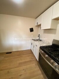 Building Photo - 813-815 Courtois St
