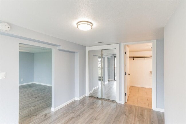Building Photo - 807 Azie Morton Rd
