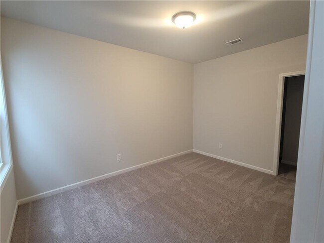 Building Photo - 2036 Westfall Wy