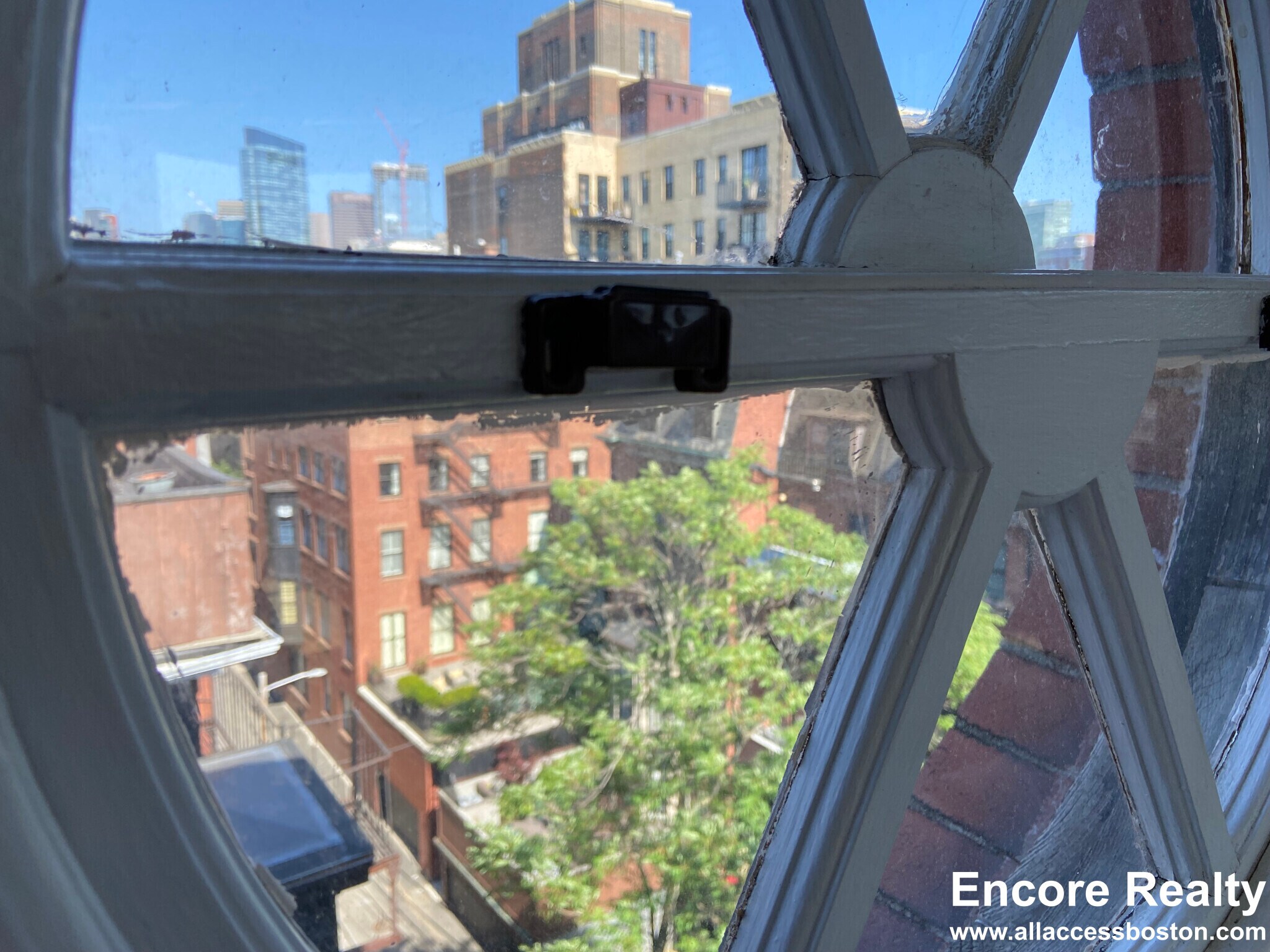 Building Photo - 109 Beacon St