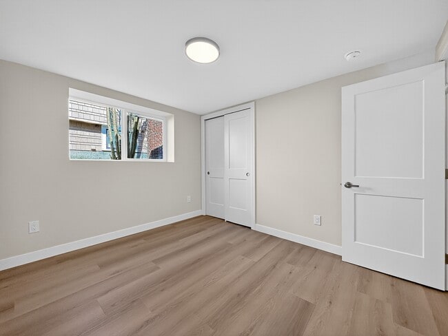 Building Photo - 8037 Brooklyn Ave NE