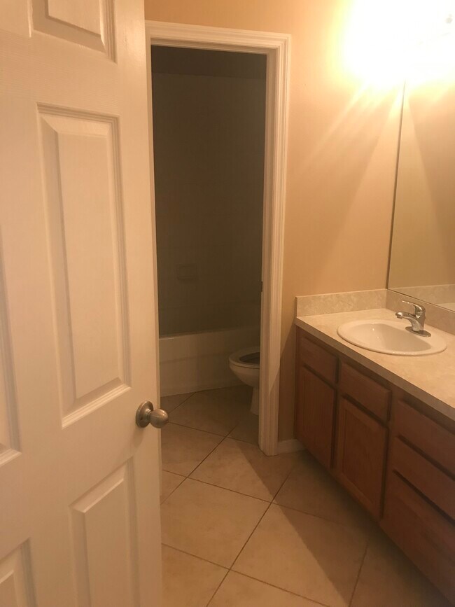 Building Photo - 19239 Stone Hedge Dr