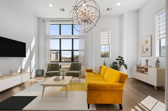 Building Photo - 1122 Ennis St